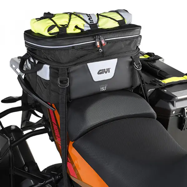 Borsa Cargo Xstream Givi XS310BB espandibile 15 lt