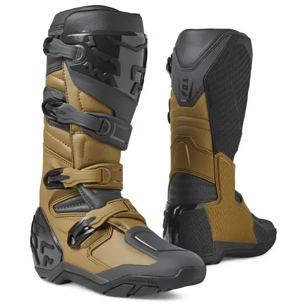 https://cdn.motoabbigliamento.it/media/catalog/product/cache/1/image/600x/9df78eab33525d08d6e5fb8d27136e95/b/o/bottes-cross-fox-comp-x-boot-dark-khaki-s6.jpg