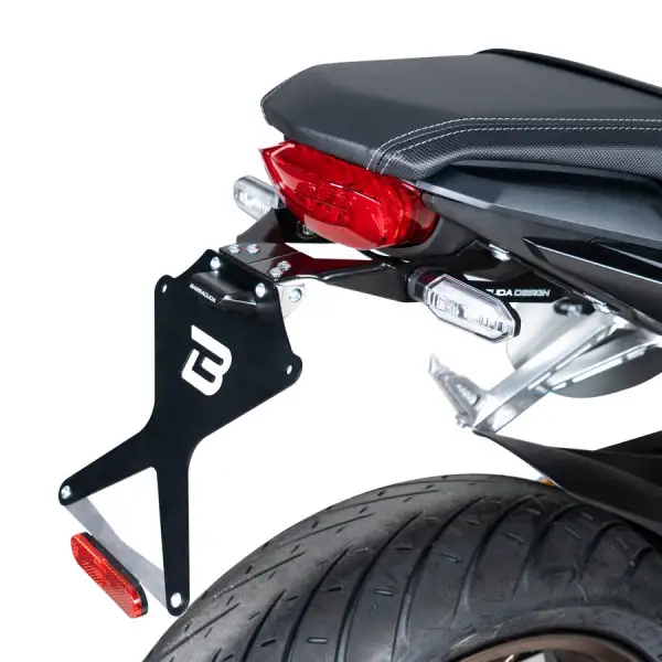 Kit Portatarga Barracuda HN6104219 per Honda specifico per frecce originali