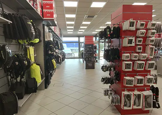 negozio reggio Emilia motoabbigliamento