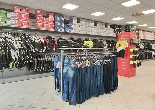 negozio reggio Emilia motoabbigliamento