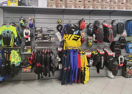 negozio reggio Emilia motoabbigliamento