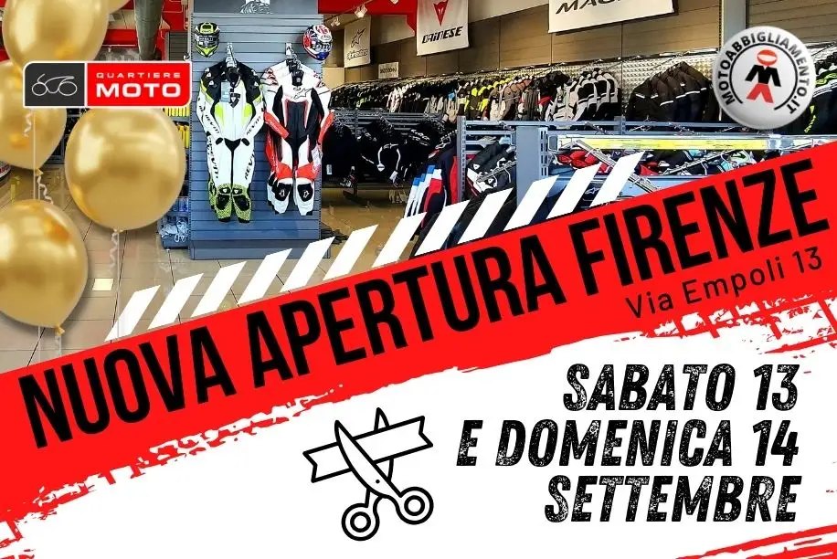 Foto Negozio MotoAbbigliamento Firenze2