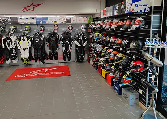 negozio viterbo motoabbigliamento