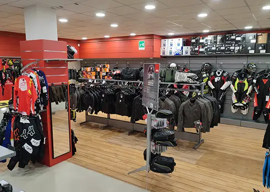 negozio veroma motoabbigliamento